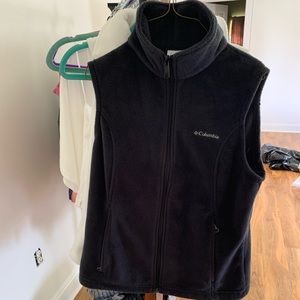 Columbia vest